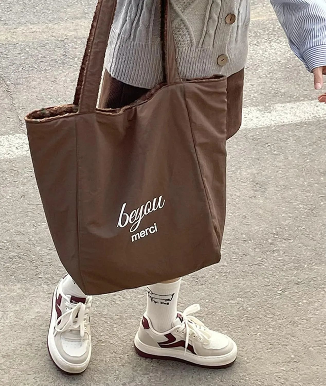 2025 Spring Reversible Wool Tote Bag Cozy Wool Blend Shoulder Bag Plush Vertical Striped Handbag Fashion Versatile