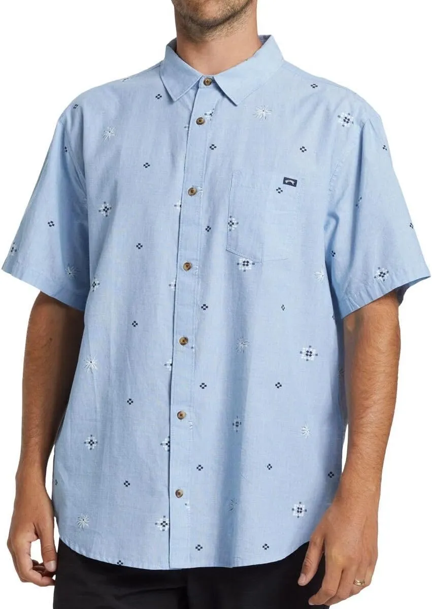 Billabong Men's Classic Sundays Woven Short Sleeve Shirt