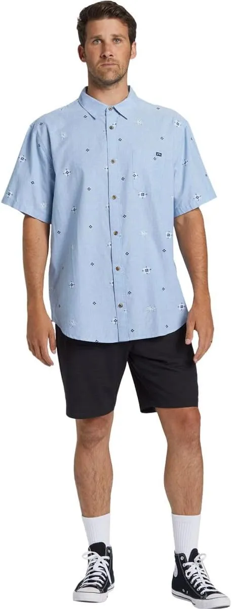Billabong Men's Classic Sundays Woven Short Sleeve Shirt