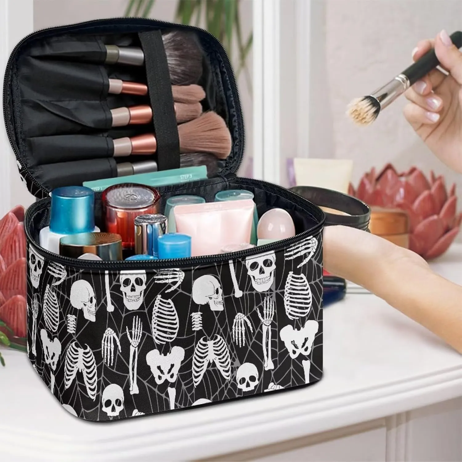 Black Skull Travel Containers for Toiletries Makeup Organizer Case with Handle Cosmetic Bag Large Capacity Travel Cosmetic Bag for Women, Storage Organizer Bags with Zipper