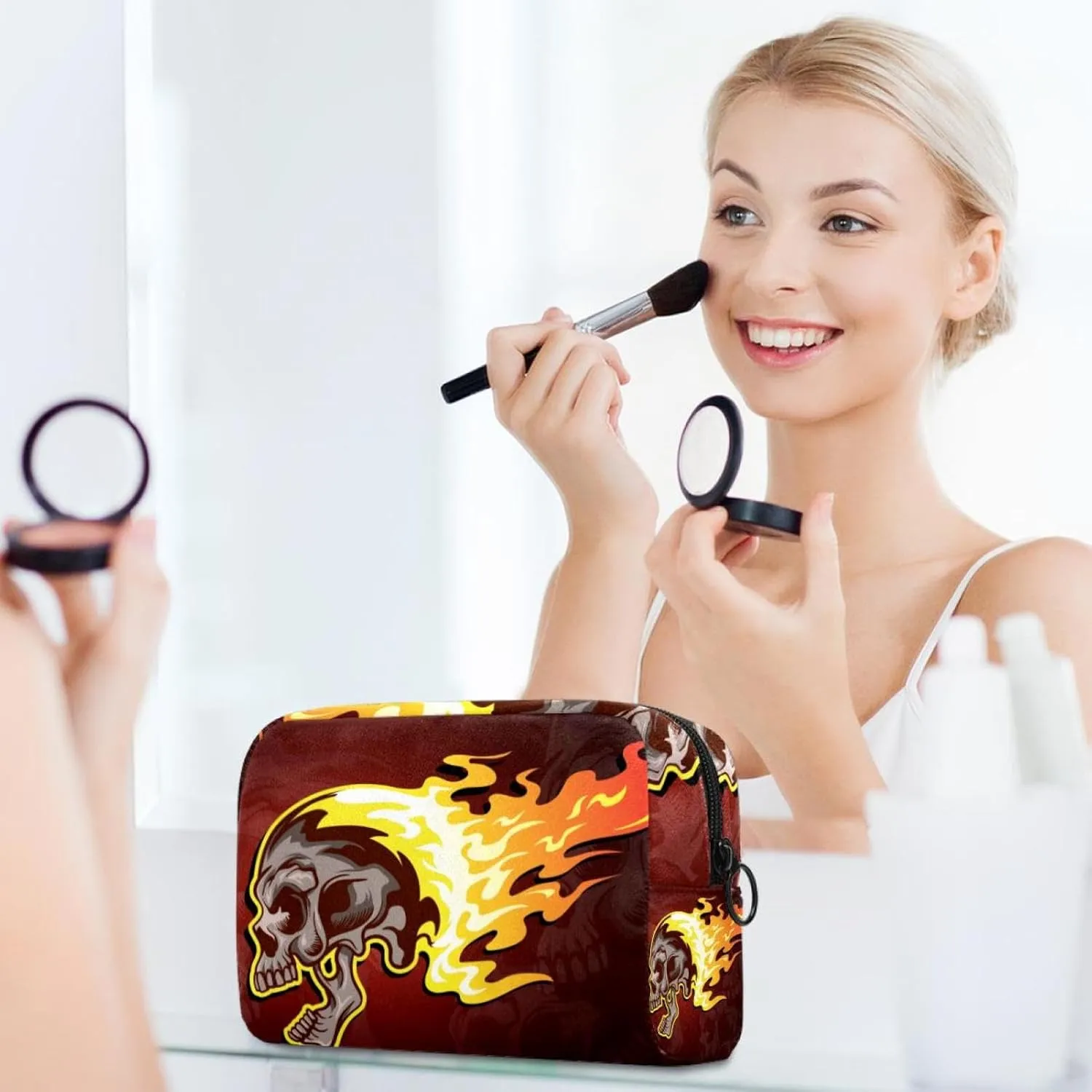 Flaming Skull Small Makeup Bags for Women Teen Girls, Makeup Storage Bag with Zipper Accessories Organizer Bag for Travelling