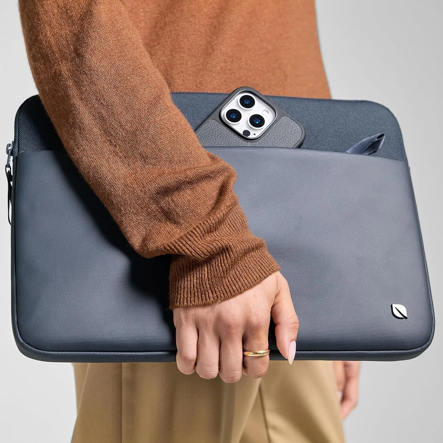 Incase A.R.C. Sleeve with ReSpun 100% Recycled Polyester - MacBook/Laptop & iPad/Tablet Case - Cushioned Faux Fur Lining, External Zippered Slip Pocket (Navy, 16-inch)