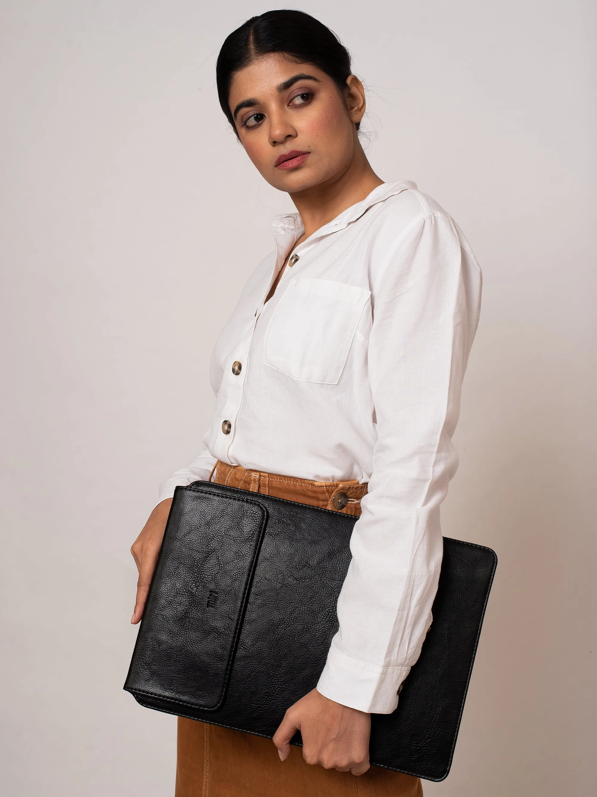 Laptop Sleeve (13/14)-Black