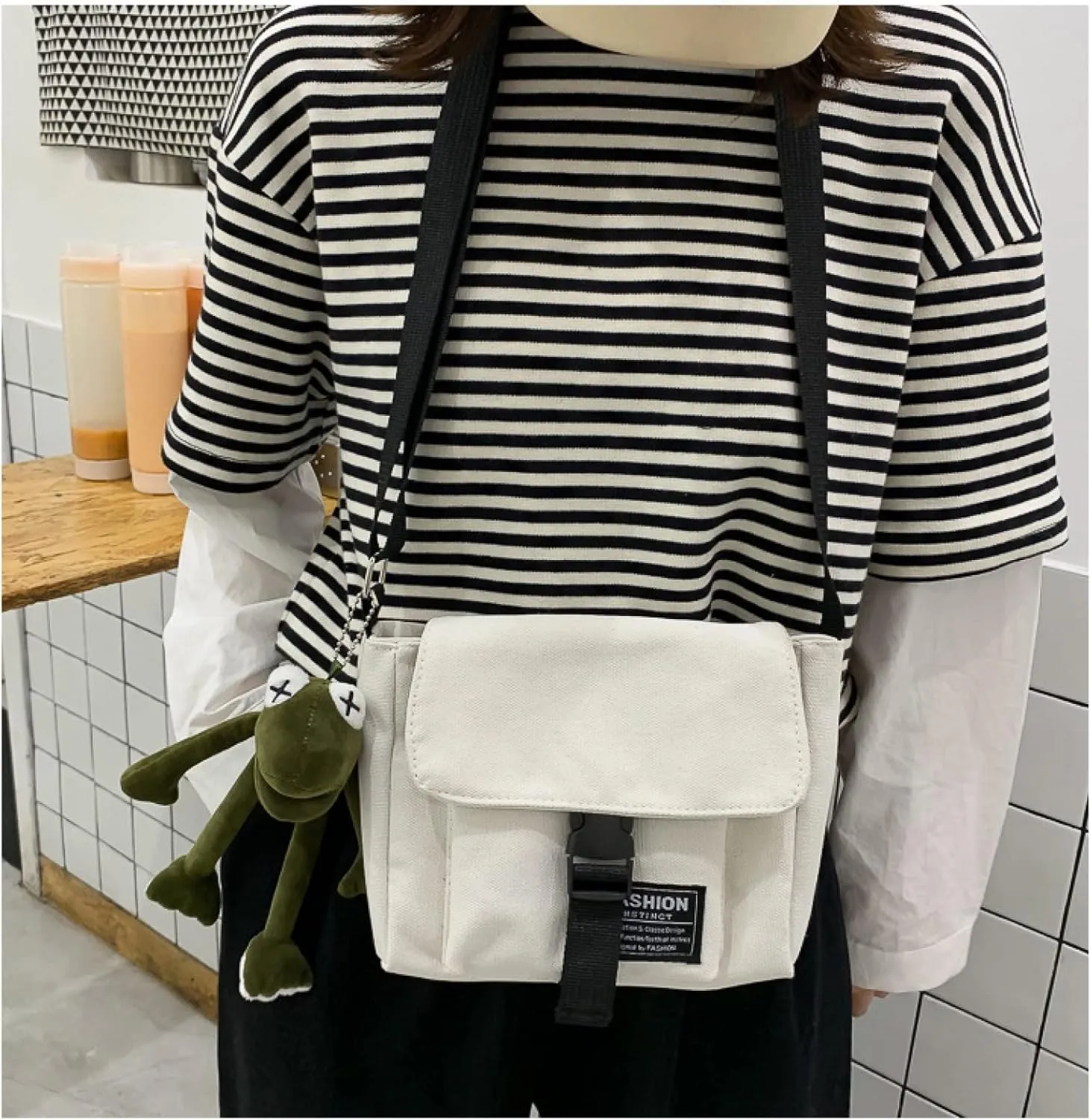 Literary small fresh messenger bag men's and women's tooling bag all-match canvas one-shoulder messenger bag(White)
