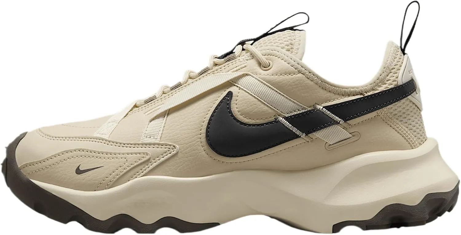 Nike TC 7900 Women's Shoes (DD9682-200, Beach/Cave Stone/Coconut Milk/Off Noir)
