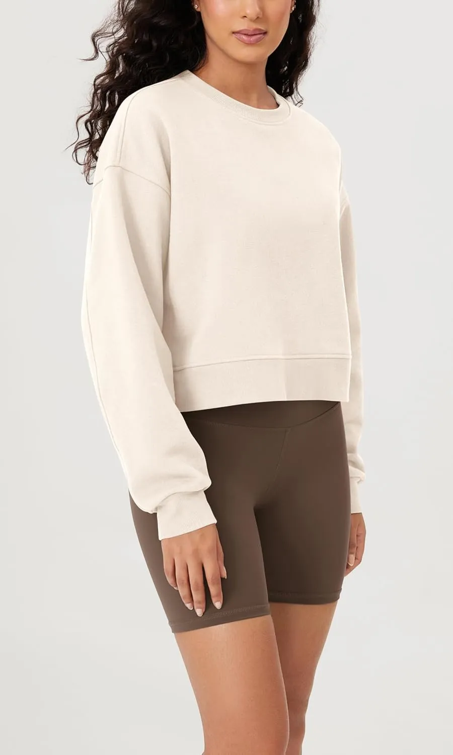 ODODOS Women's Fleece Lined Oversized Cropped Sweatshirts Long Sleeve Crew Neck Pullover Crop Top
