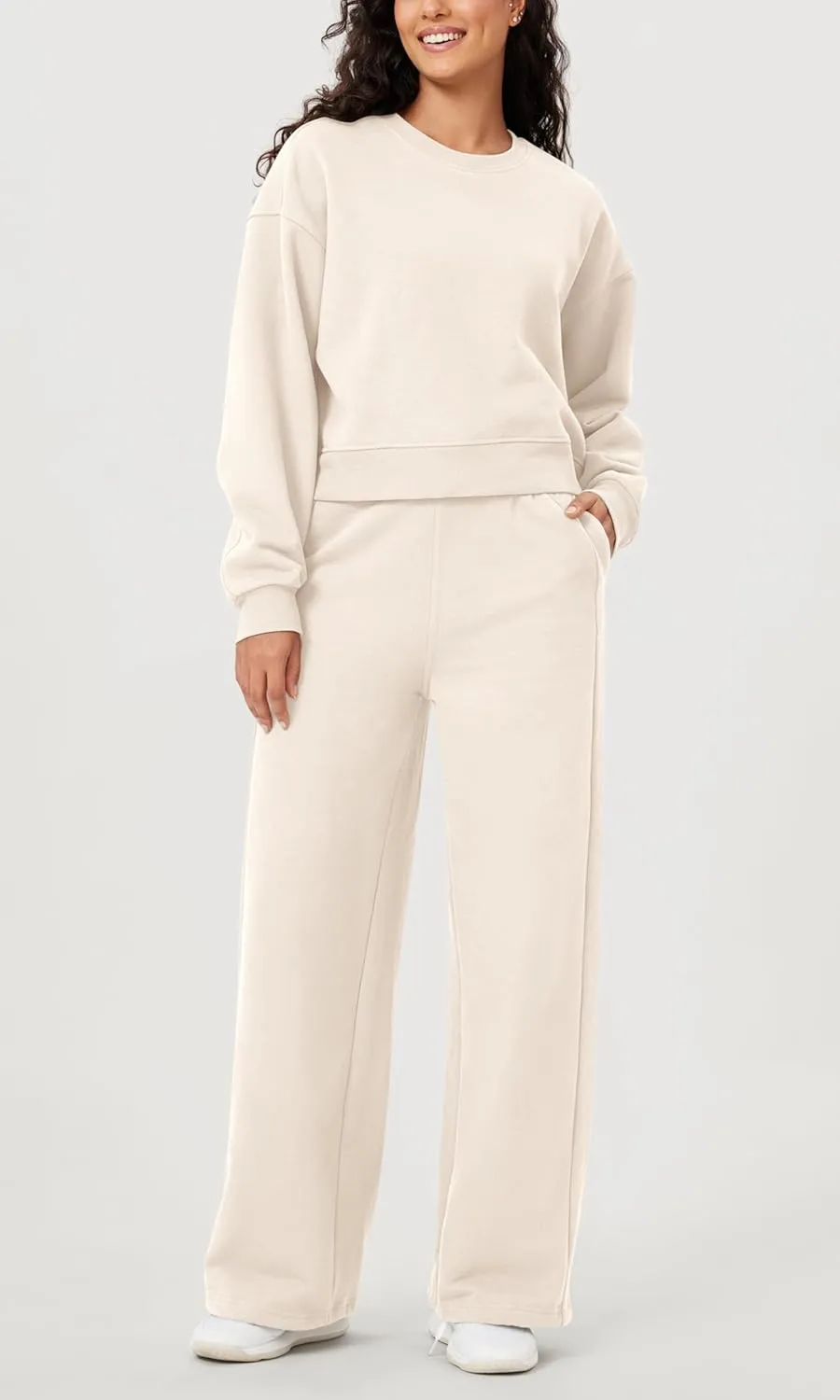 ODODOS Women's Fleece Lined Oversized Cropped Sweatshirts Long Sleeve Crew Neck Pullover Crop Top