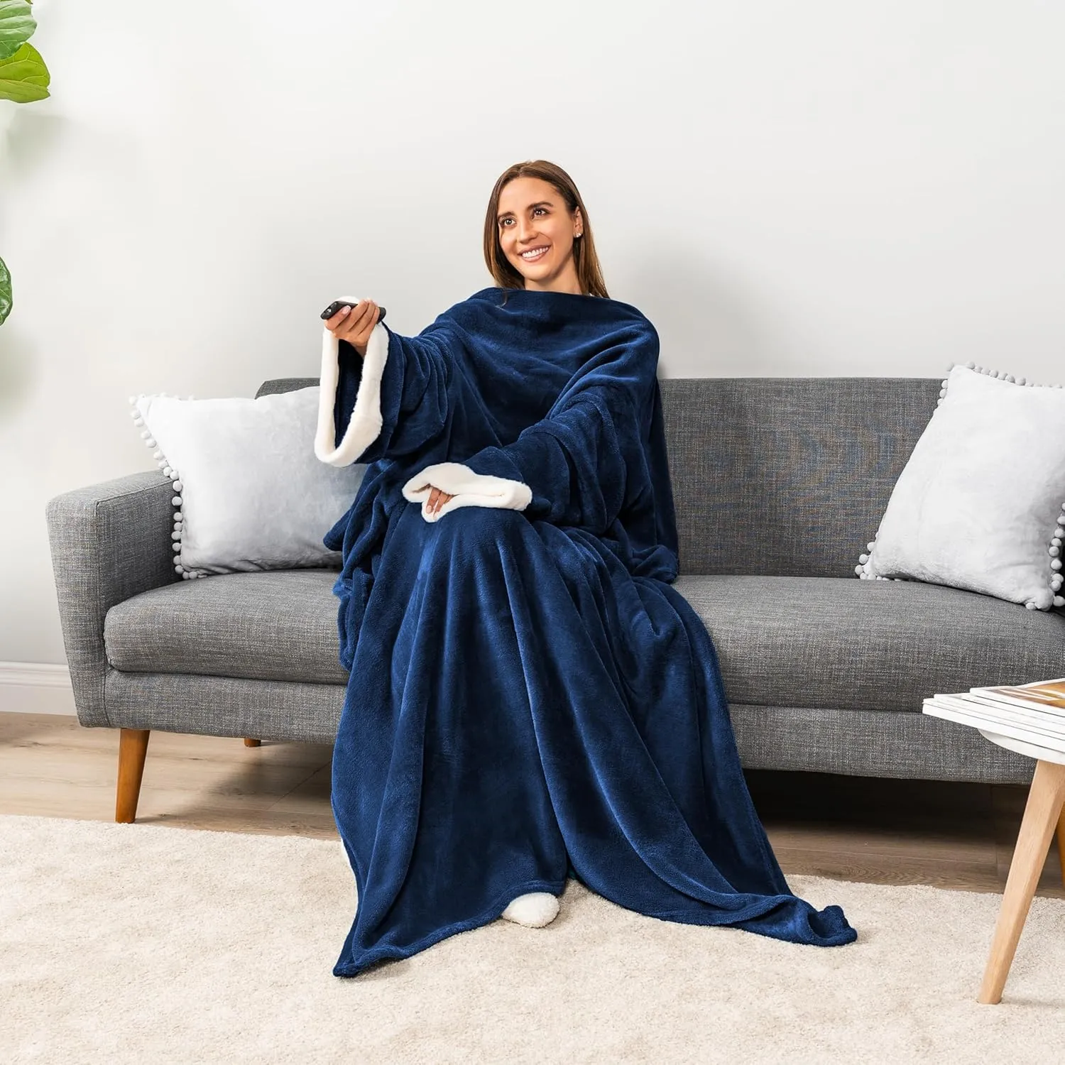 PAVILIA Fleece Blanket with Sleeves for Women Men Adults, Wearable Blanket Warm Soft Plush, Snuggle Pocket Sleeved TV Throw Wrap, Cozy White Elephant Gifts Ideas for Mom Wife, Navy Blue