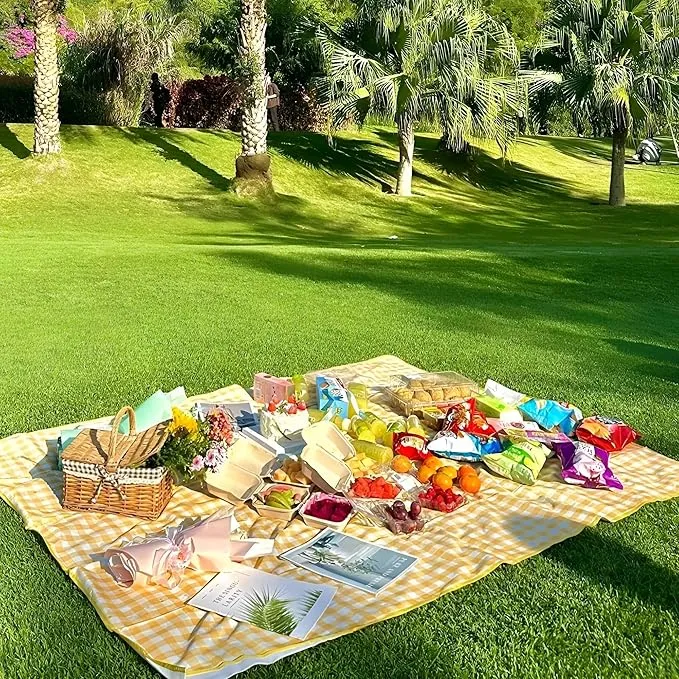 Picnic Blankets Waterproof Foldable Yellow Gingham Beach Mat Tote Handbag for Camping Travel Park (60x80 inch)