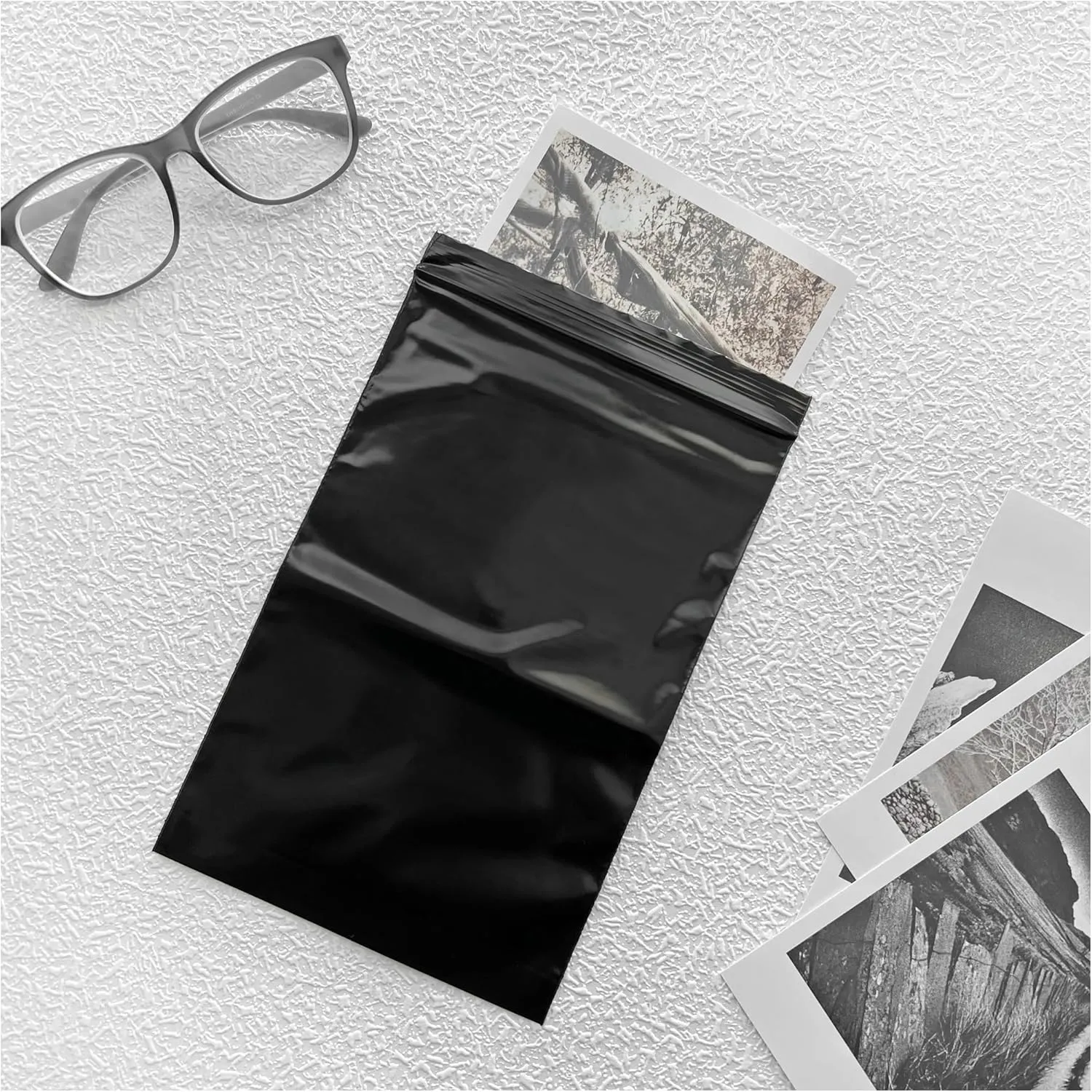 Plymor 6" x 9" (Pack of 100), Black 2 Mil Zipper Reclosable Plastic Bags