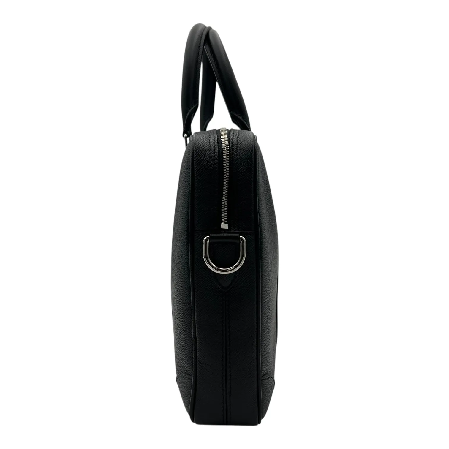 Porte Documents Voyage PM Black Messenger in Taiga Leather, Silver hardware
