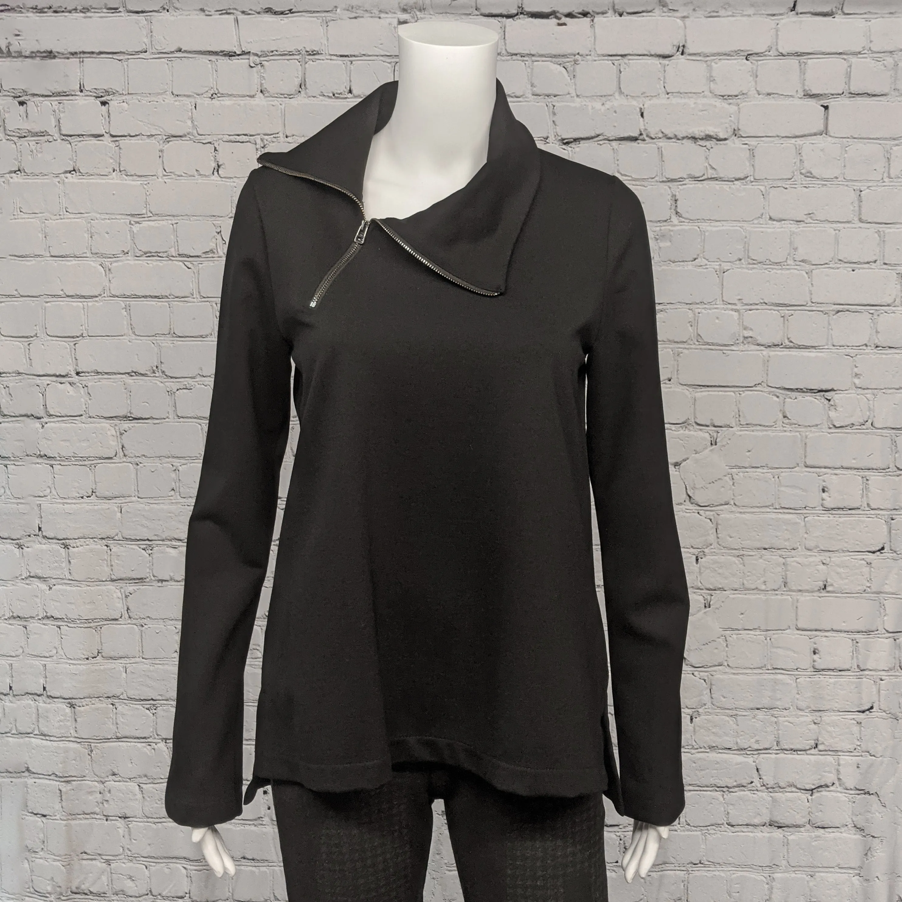 SALE! Mendocino Top in Black by Porto