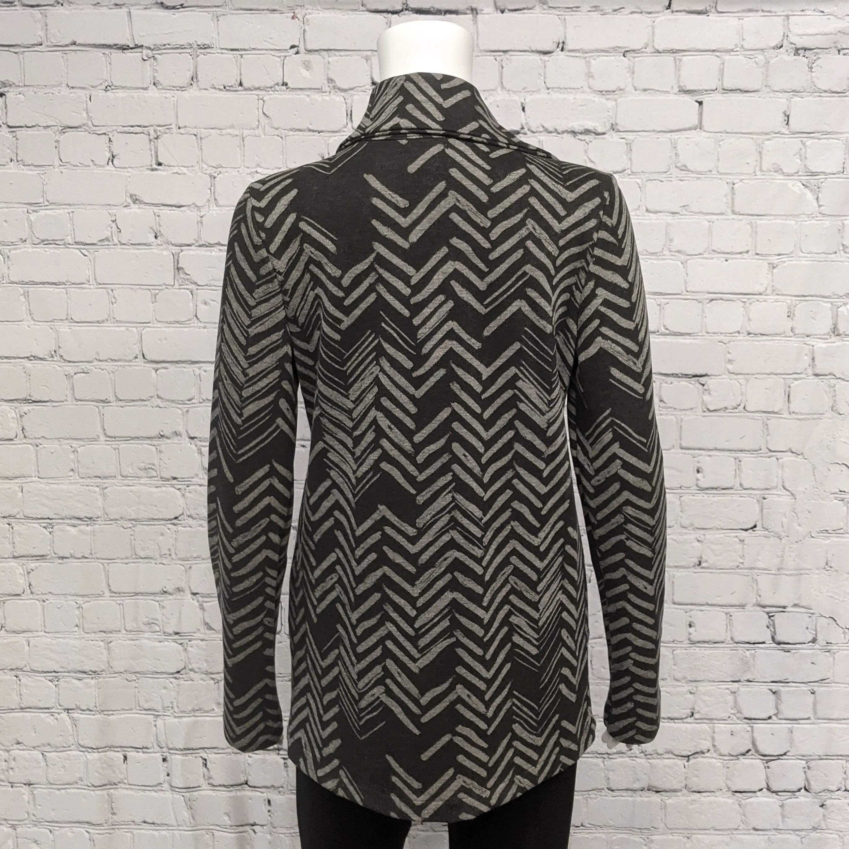 SALE! Mendocino Top in Grey Canterbury by Porto