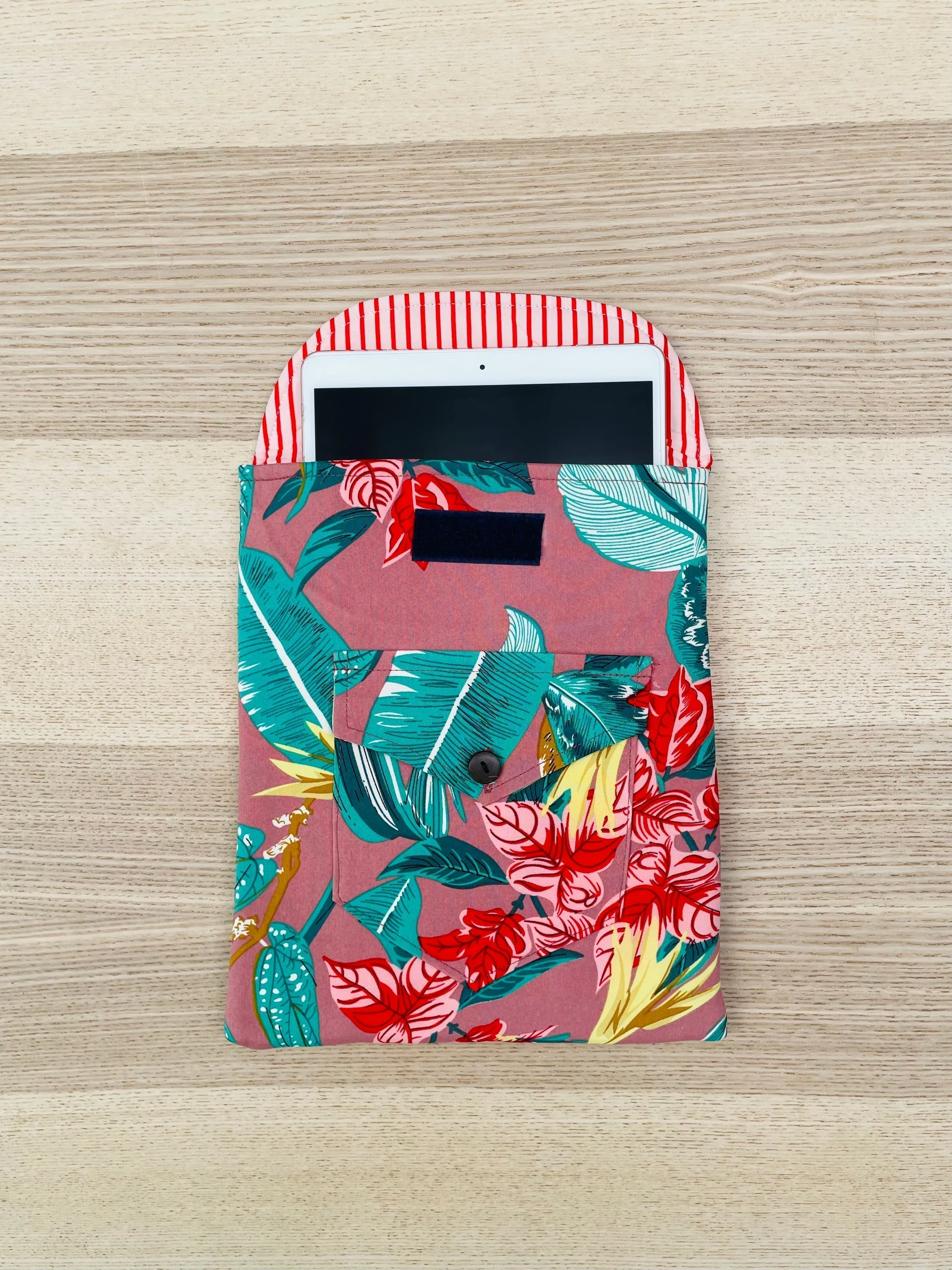 The green garden 10.5inch BeeKeeper Tablet/Ipad Sleeve