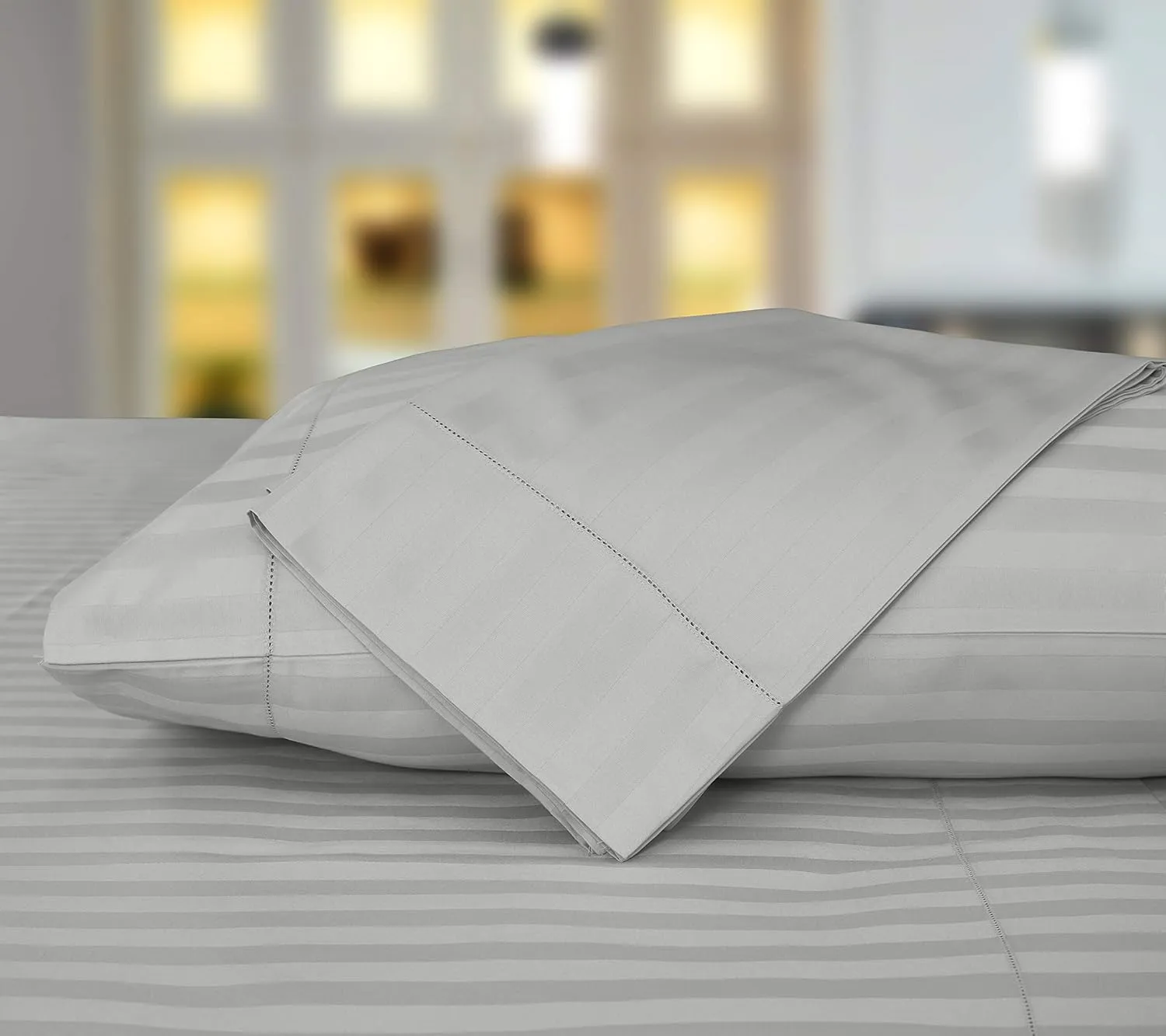 Threadmill 500 Thread Count Queen Size Damask Stripe, 4 Pc Luxury Cotton Bedding Set, Breathable Light Grey Sheets with 16" Elasticized Deep Pocket, 2 Pillowcases & Free Tote Bag