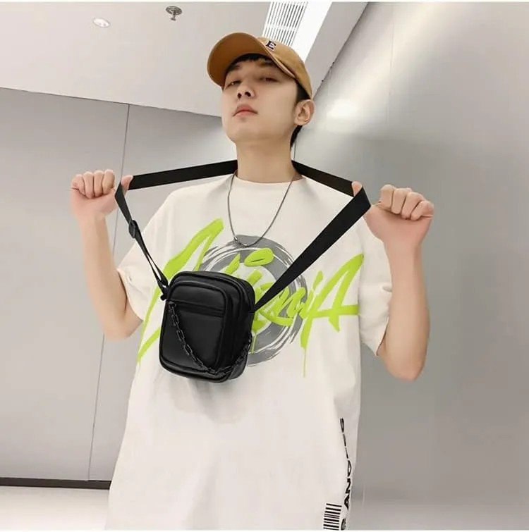 Tooe Grunge Punk Mini Crossbody Bag Emo Japanese Aesthetic Messenger Bag Harakuju Gothic Alt Shoulder Bag Y2k Hippie Purse (Black,One size)