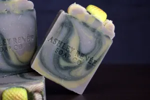 TROPICAL PINEAPPLE COCONUT PINALOKA SOAP