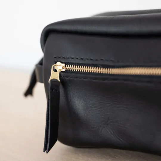 Unisex Genuine Leather Toiletry Bag