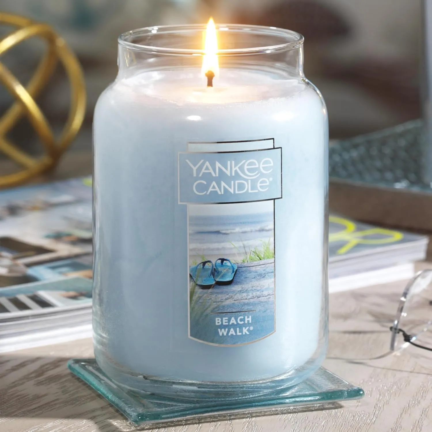 Yankee Candle Beach Walk Scented, Classic 22oz Large Jar Single Wick Candle, Over 110 Hours of Burn Time, Multicolored