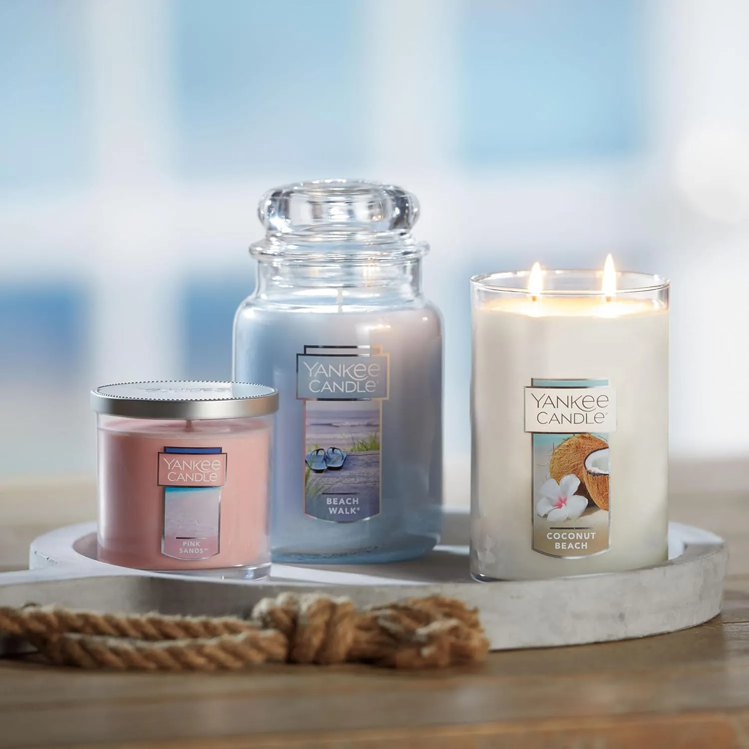 Yankee Candle Beach Walk Scented, Classic 22oz Large Jar Single Wick Candle, Over 110 Hours of Burn Time, Multicolored